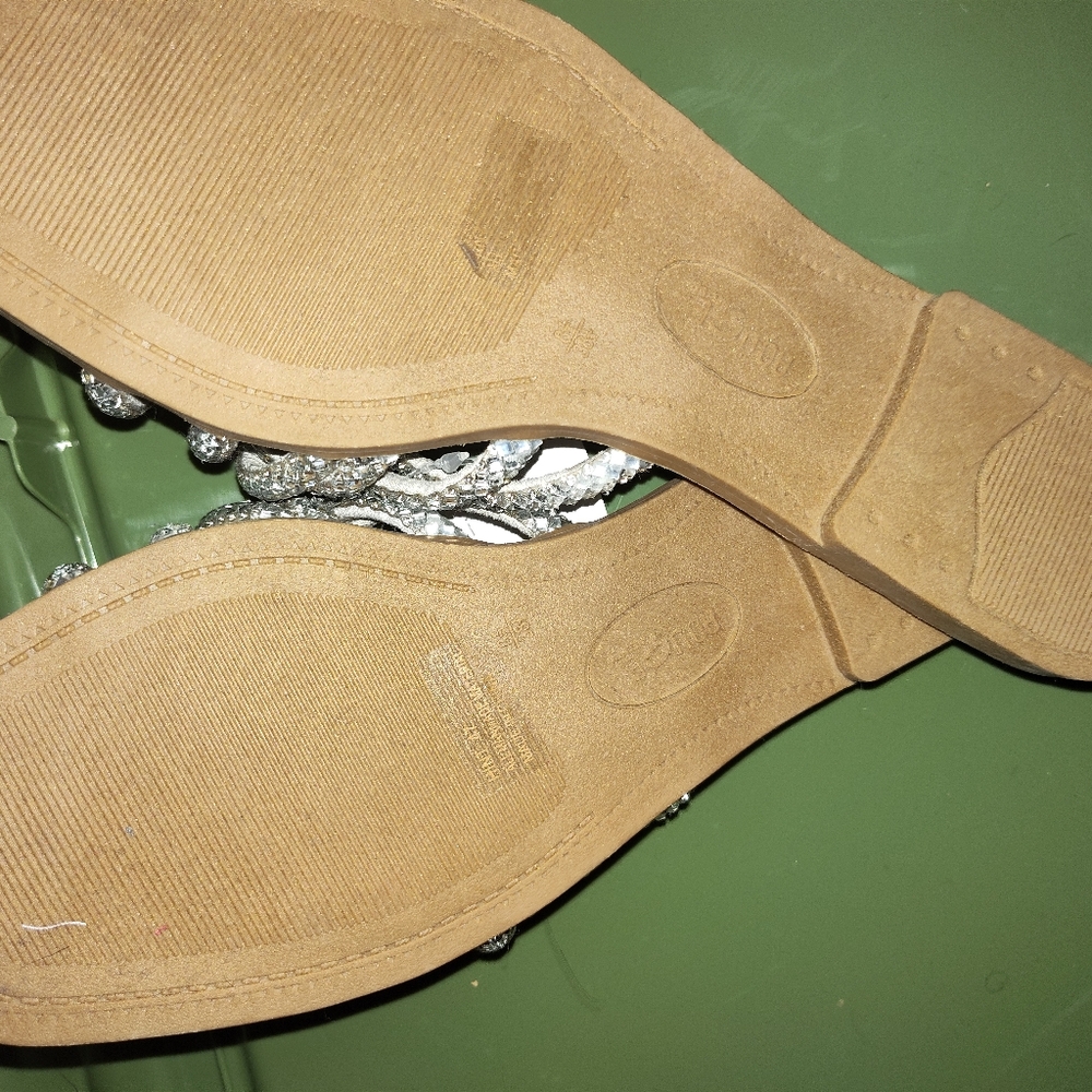 Sandals - Picture 2 of 2